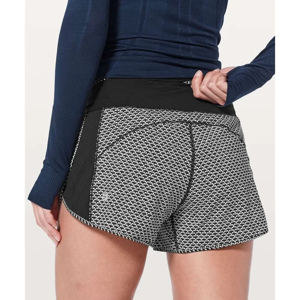 Lululemon Real Quick Perforated Shorts 3.5" Monochromic Black Size 4 EUC - Picture 4 of 8